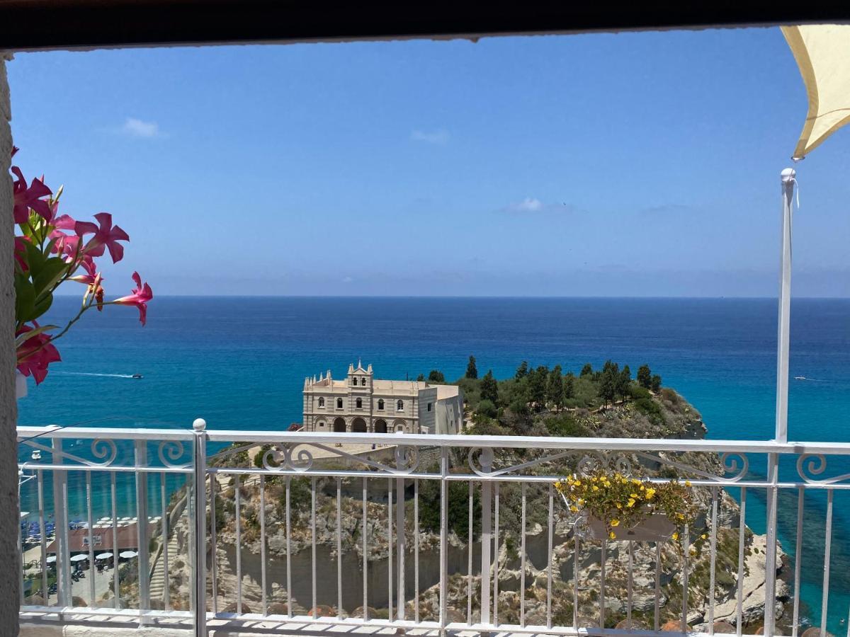 Hotel Bluemind Tropea Exterior foto